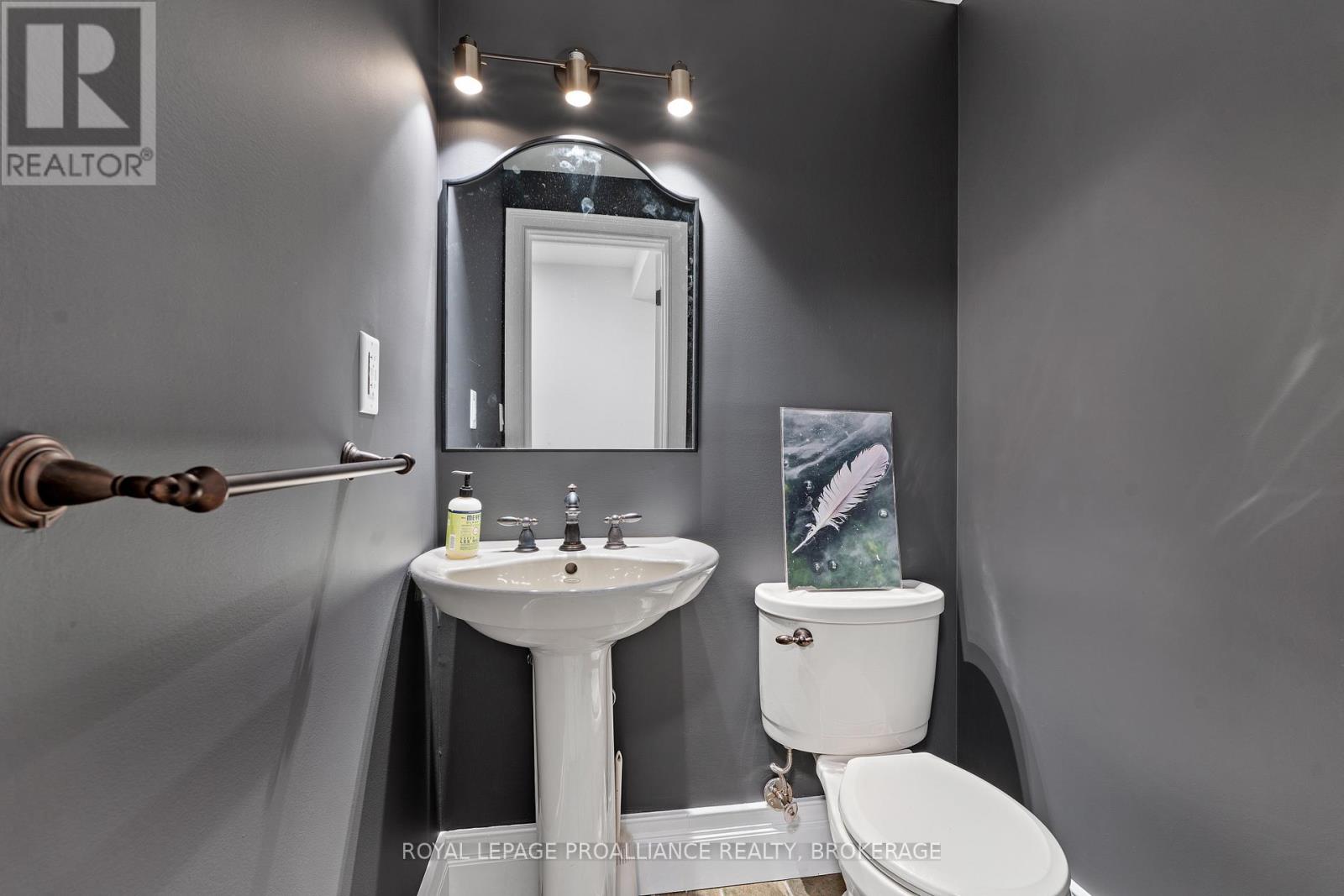1186 Bentley Terrace, Kingston, Ontario  K7P 2L9 - Photo 35 - X12164491