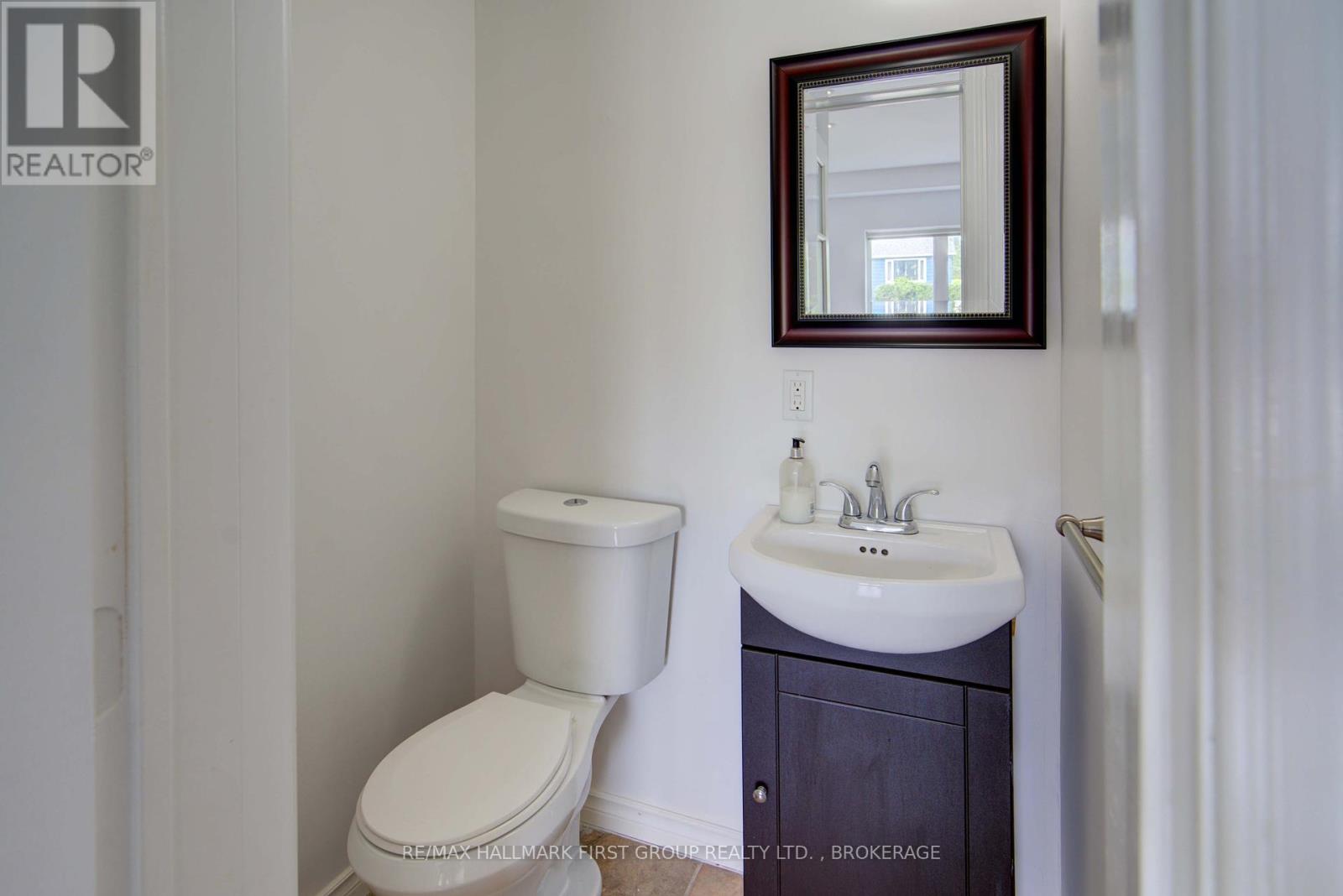 704 Portsmouth Avenue, Kingston, Ontario  K7M 1W5 - Photo 7 - X12164583