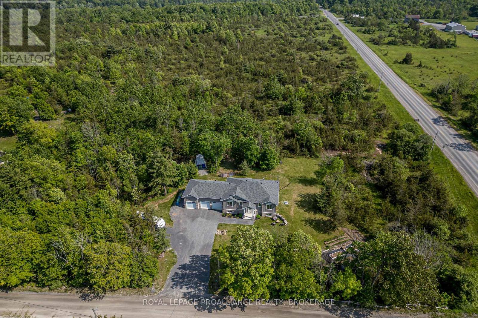 12 PETWORTH ROAD, Stone Mills, Ontario