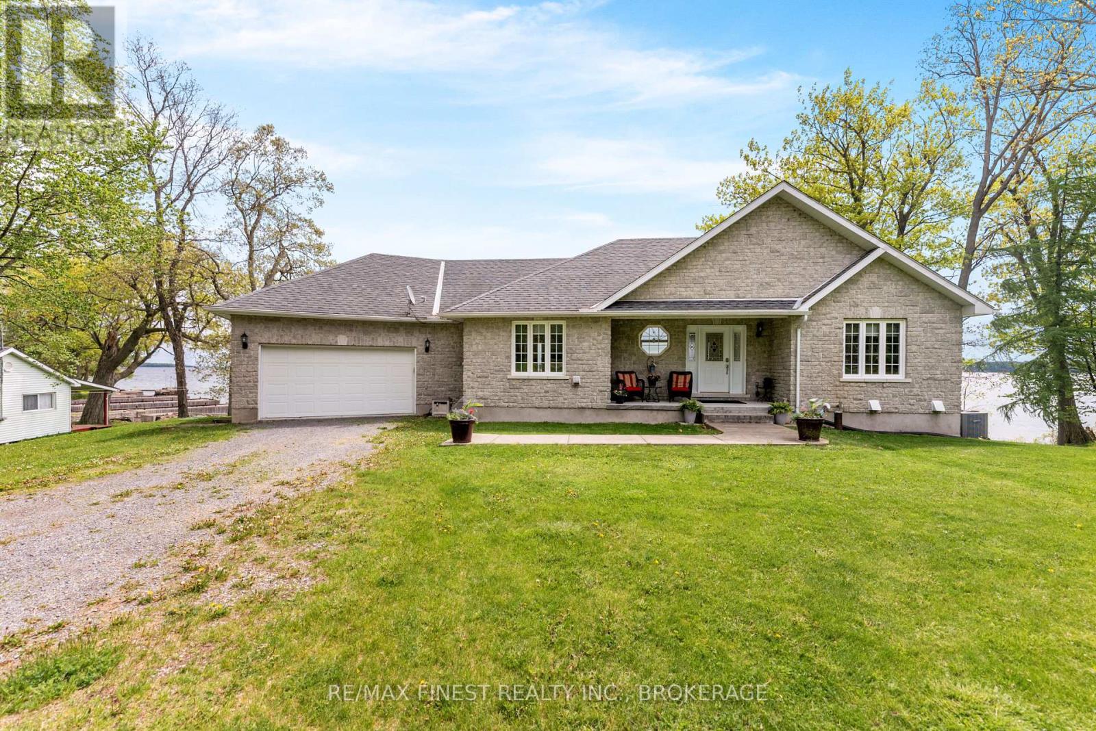 121 Hickory Lane, Frontenac Islands, Ontario  K0H 2Y0 - Photo 3 - X12170294