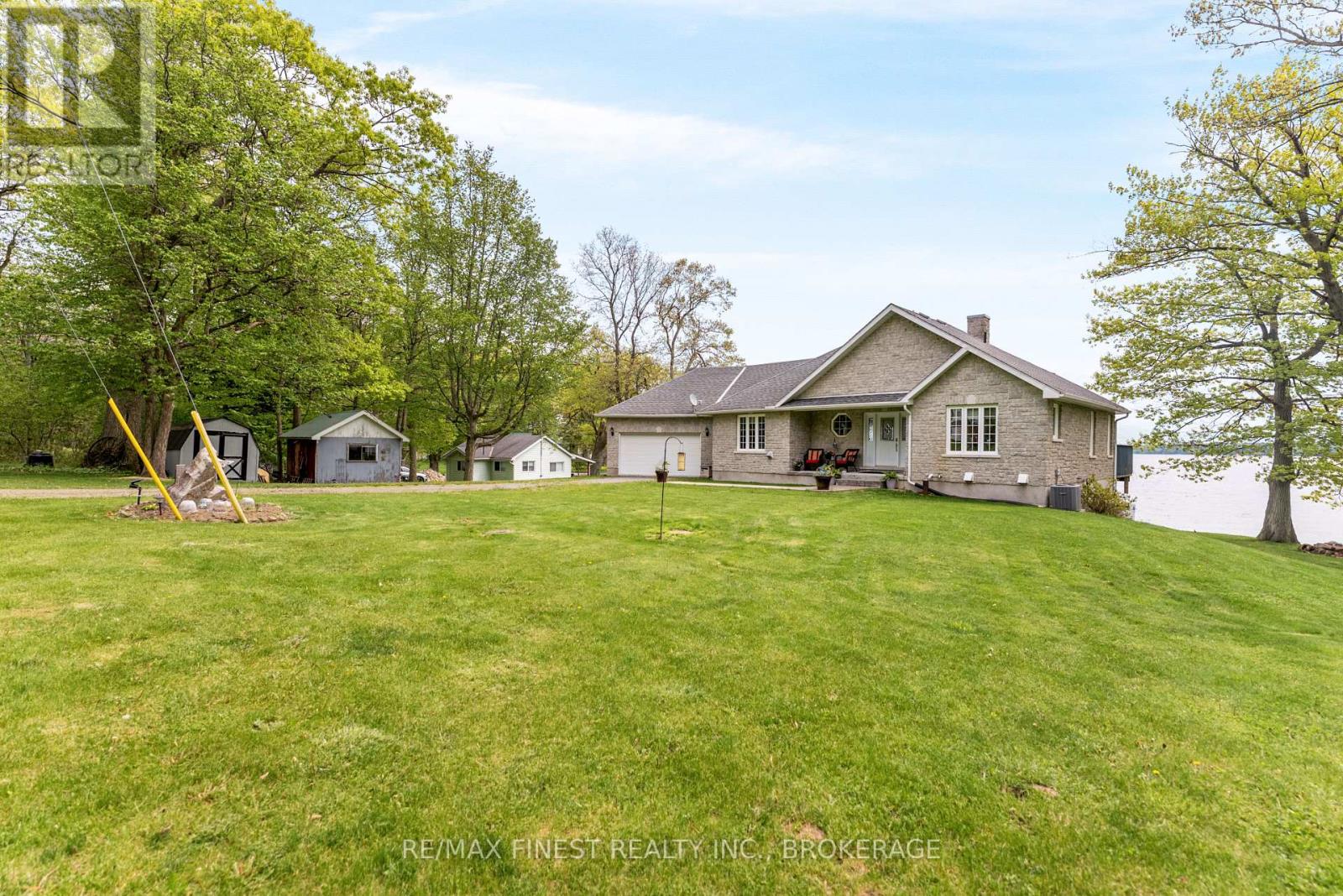 121 Hickory Lane, Frontenac Islands, Ontario  K0H 2Y0 - Photo 4 - X12170294