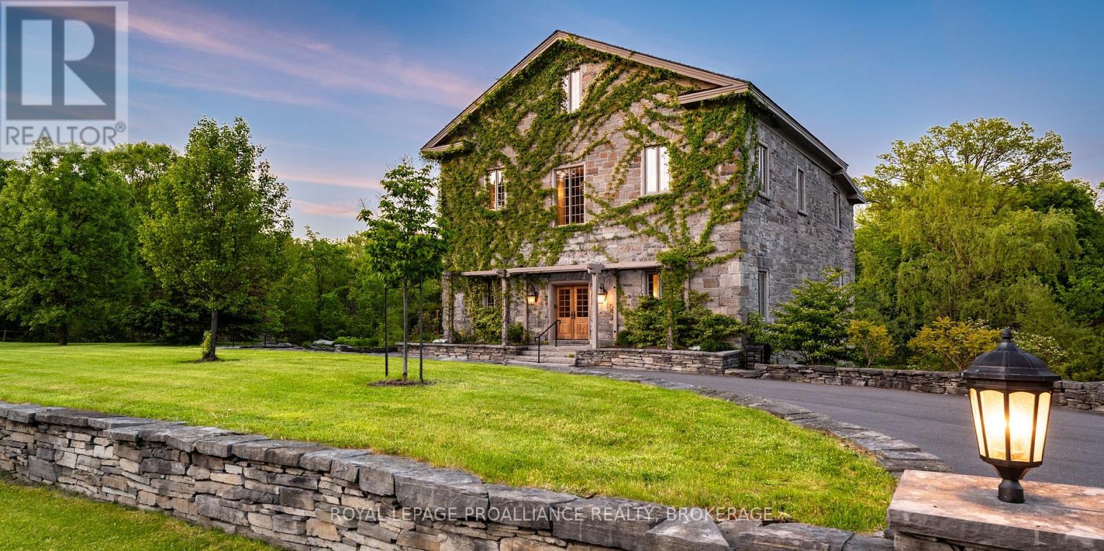 46 CONCESSION STREET S, Stone Mills, Ontario