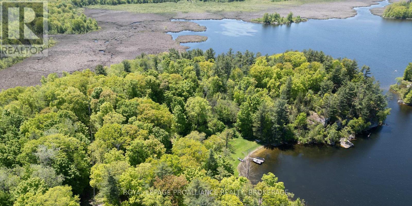 1122 Gananoque Lake Road, Front Of Leeds & Seeleys Bay, Ontario  K7G 2V4 - Photo 12 - X12181457