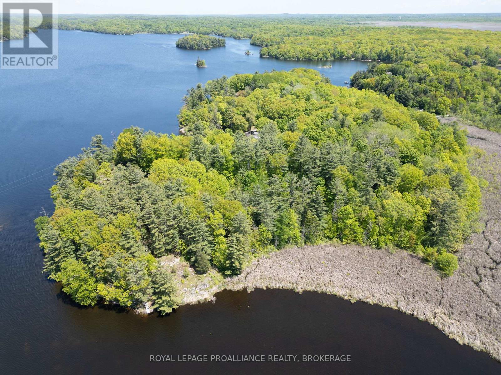 1122 Gananoque Lake Road, Front Of Leeds & Seeleys Bay, Ontario  K7G 2V4 - Photo 14 - X12181457
