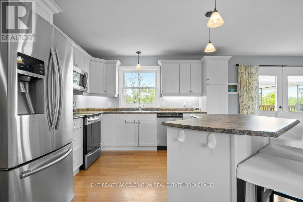 405 Brennan Road, Belleville, Ontario  K8N 4Z6 - Photo 10 - X12182038