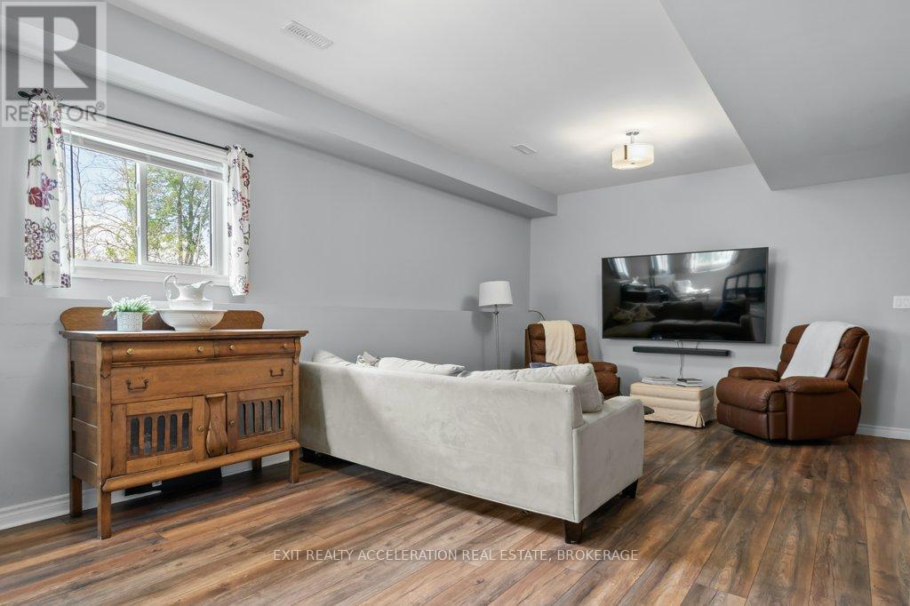 405 Brennan Road, Belleville, Ontario  K8N 4Z6 - Photo 21 - X12182038