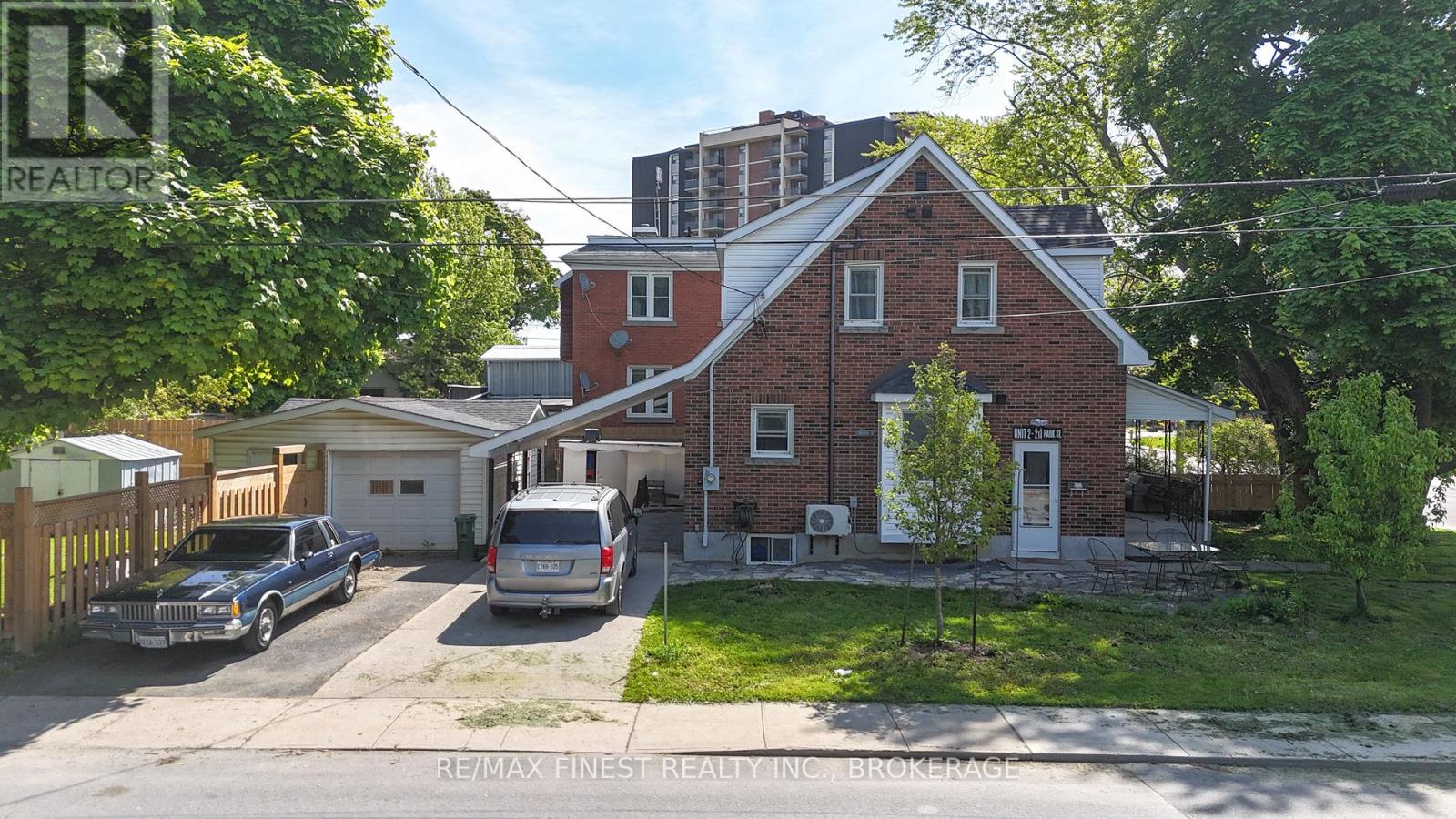 211 PARK STREET, Kingston, Ontario