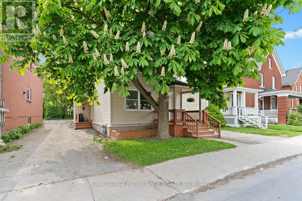 468-470 VICTORIA STREET, Kingston, Ontario