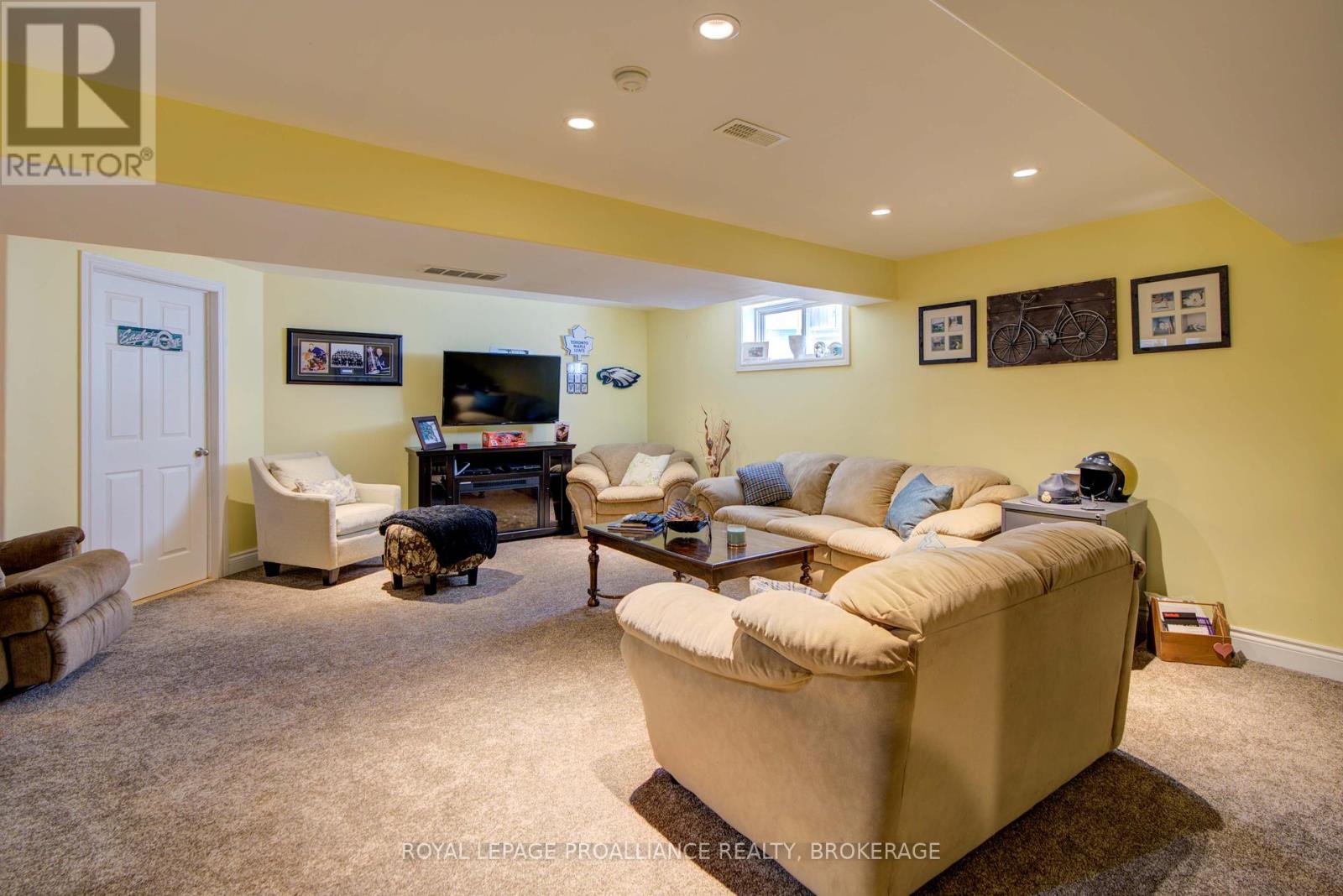 1057 Wise Street, Kingston, Ontario  K7P 3E5 - Photo 39 - X12189122