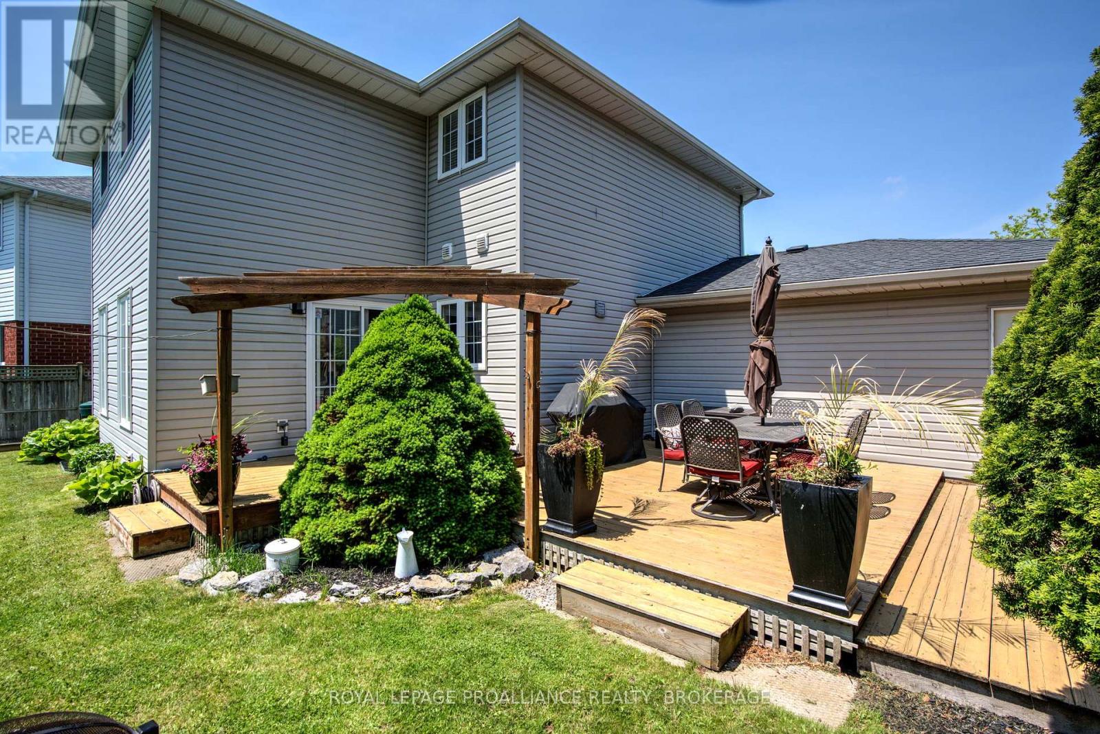 1057 Wise Street, Kingston, Ontario  K7P 3E5 - Photo 46 - X12189122