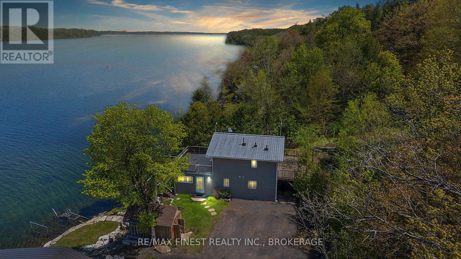 1048 LARK LANE, Frontenac, Ontario