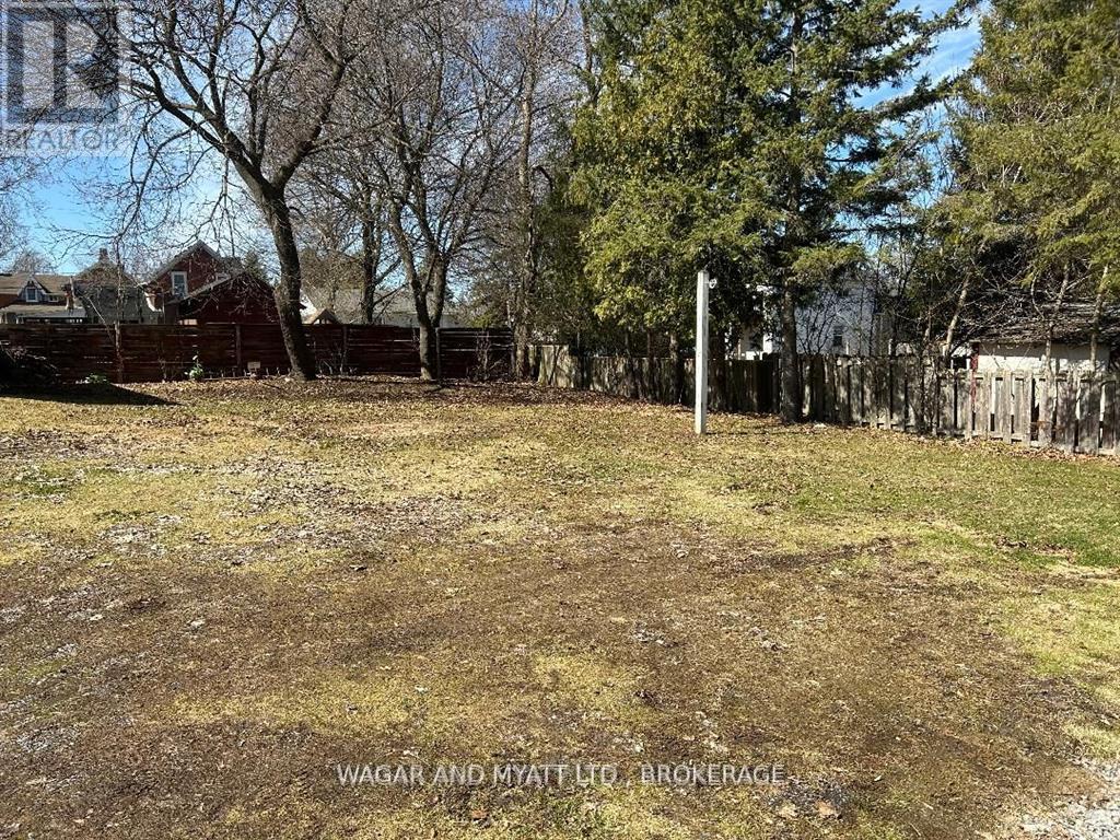 172 Richard Street, Greater Napanee, Ontario  K7R 2T6 - Photo 4 - X12196399