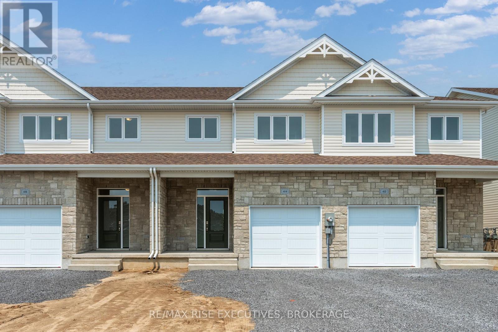414 BUCKTHORN DRIVE, Kingston, Ontario