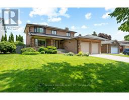 105 COUNTRY CLUB DRIVE, Kingston, Ontario
