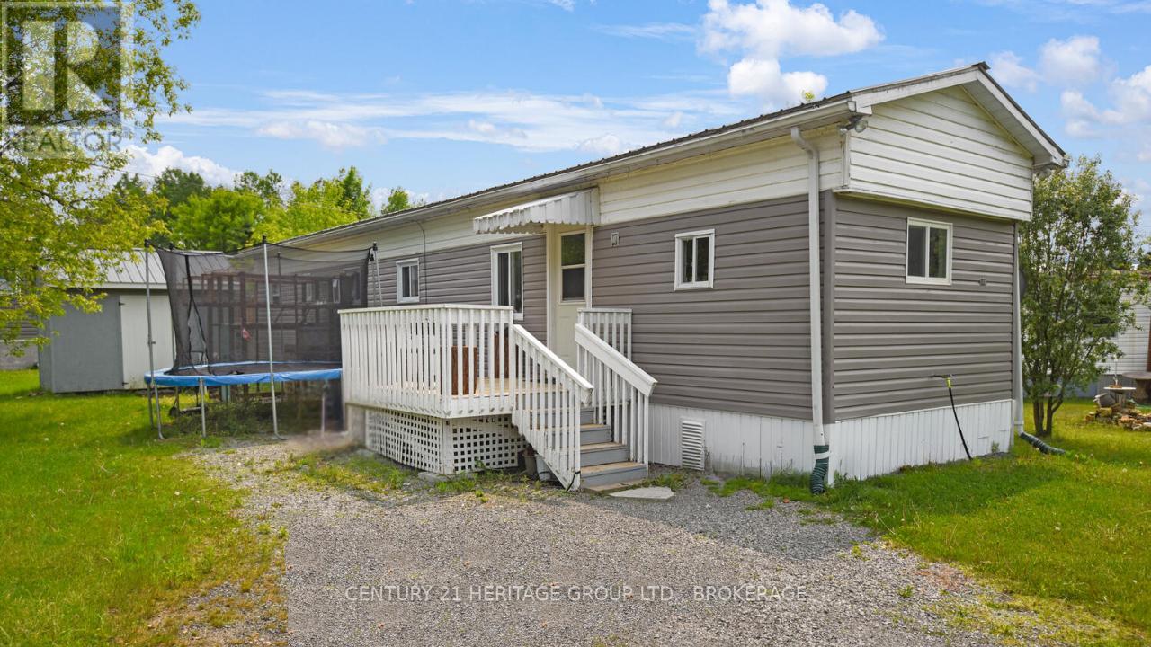 9 WILSON STREET, Rideau Lakes, Ontario