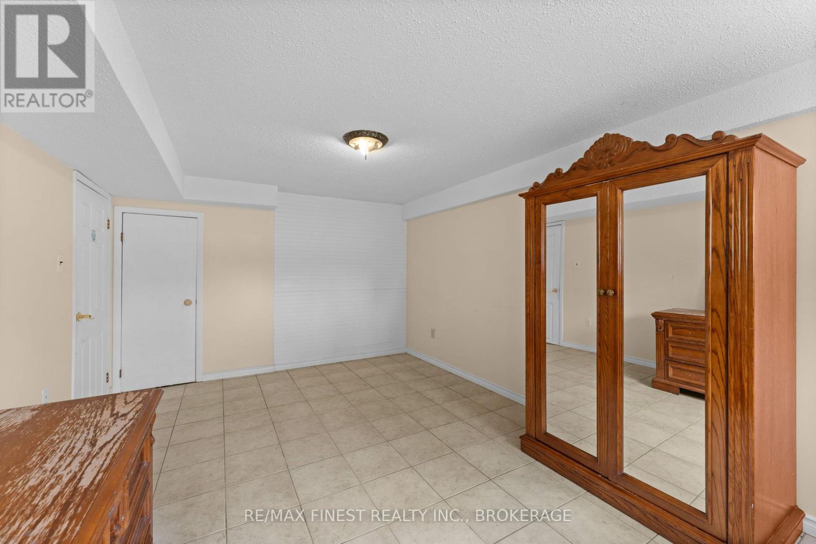 95 Calderwood Drive, Kingston, Ontario  K7M 6L5 - Photo 32 - X12202555