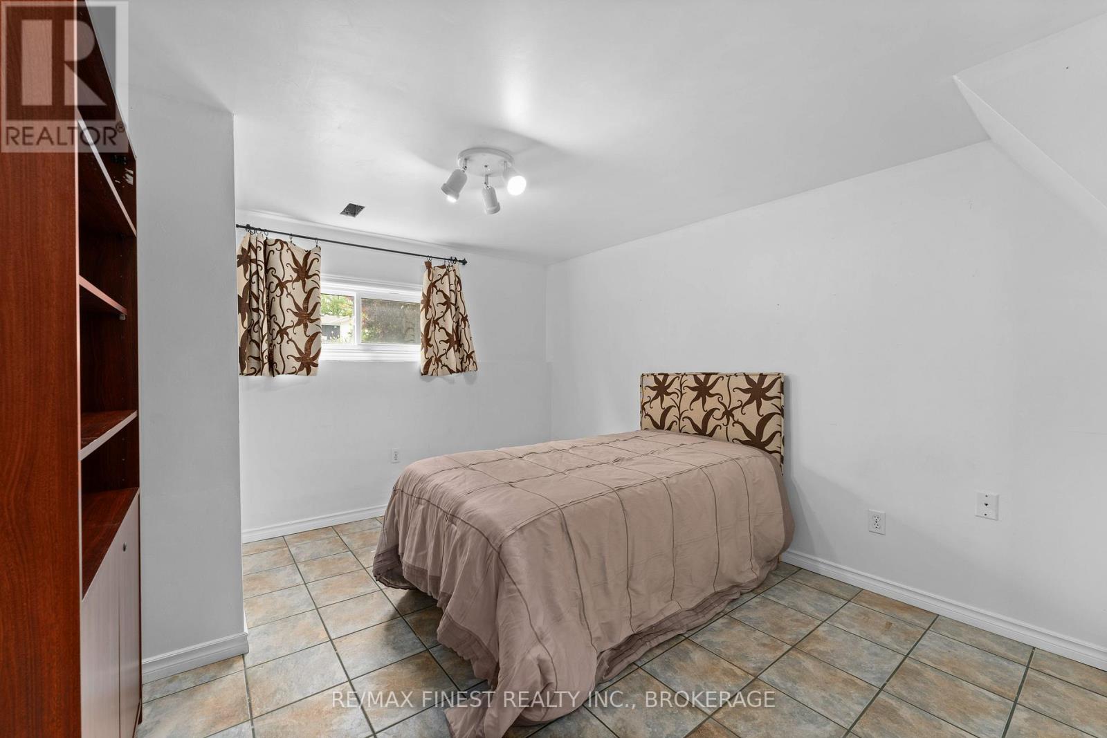 95 Calderwood Drive, Kingston, Ontario  K7M 6L5 - Photo 33 - X12202555