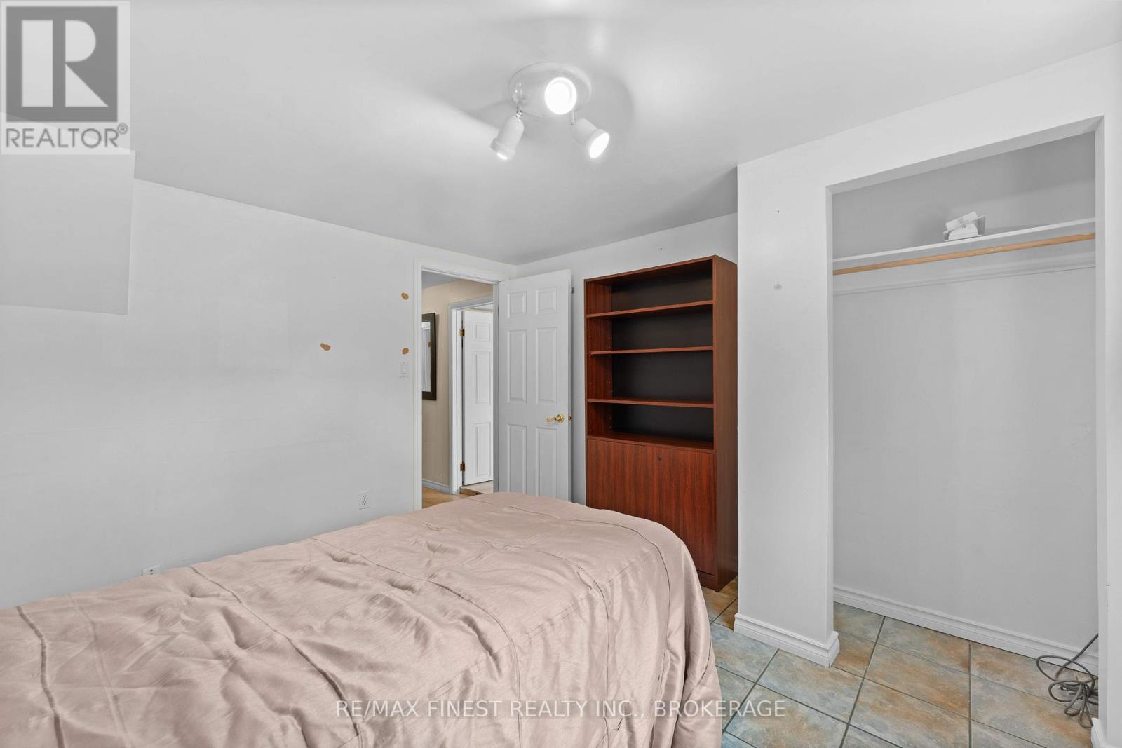 95 Calderwood Drive, Kingston, Ontario  K7M 6L5 - Photo 34 - X12202555
