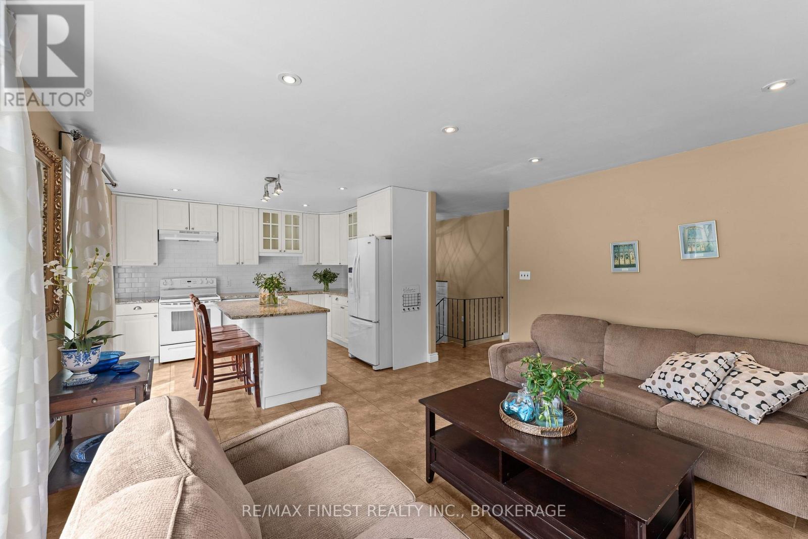 95 Calderwood Drive, Kingston, Ontario  K7M 6L5 - Photo 7 - X12202555
