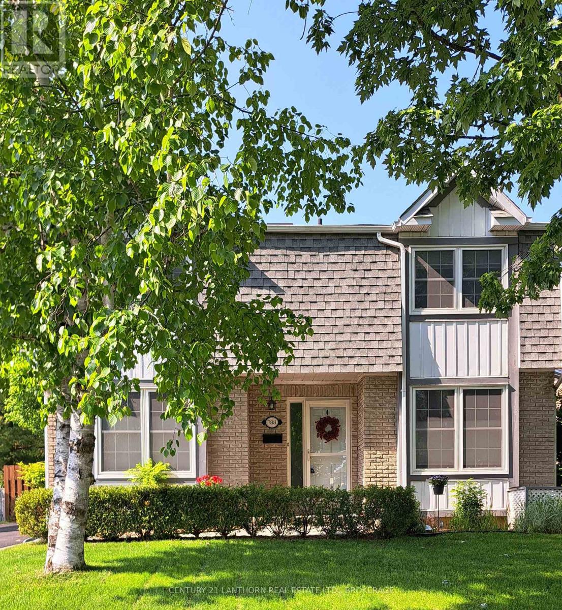 788 WHITEOAK CRESCENT, Kingston, Ontario