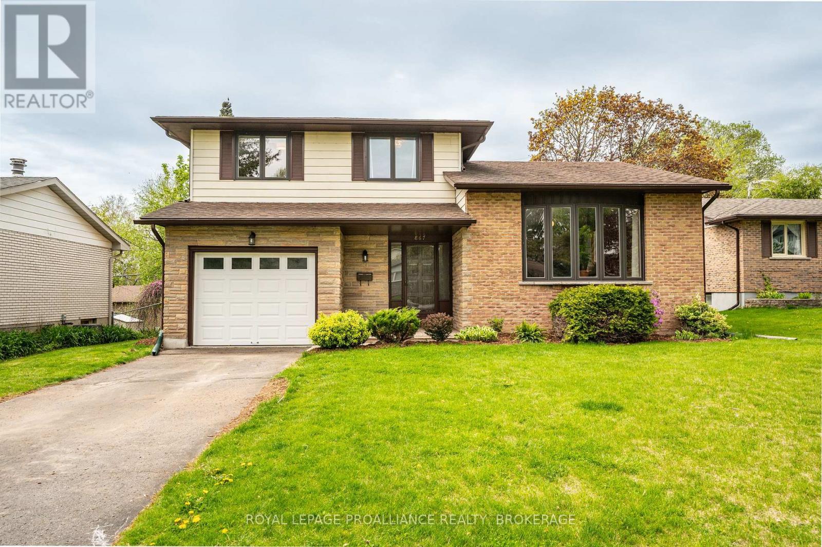 867 BERWICK PLACE, Kingston, Ontario