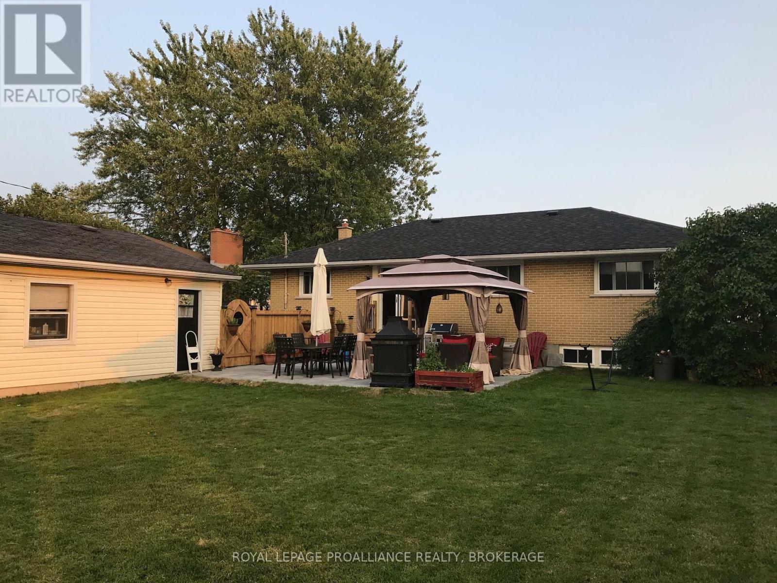 70 BRISCOE STREET, Loyalist, Ontario