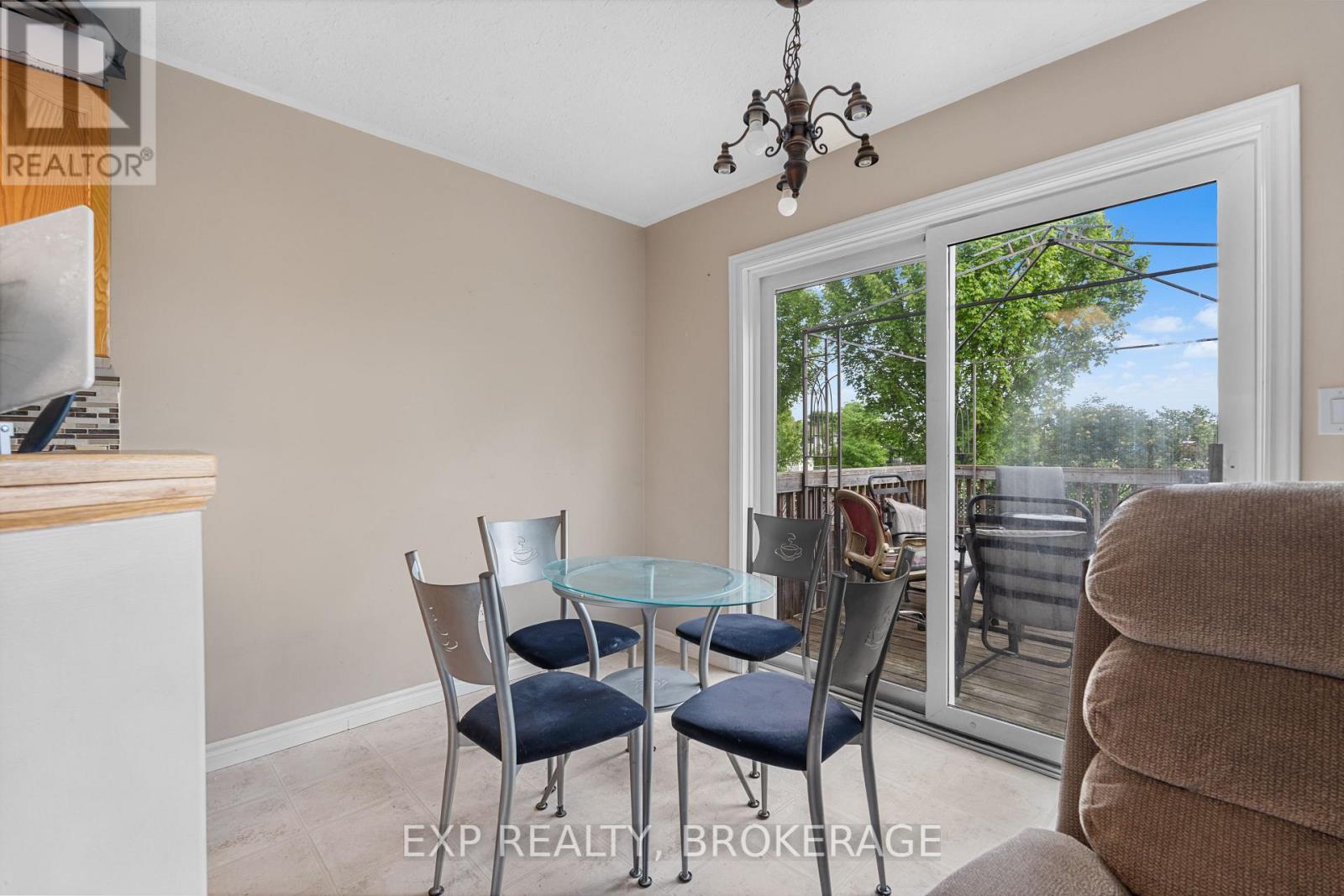 1872 Berrywood Crescent, Kingston, Ontario  K7P 3G8 - Photo 13 - X12206963