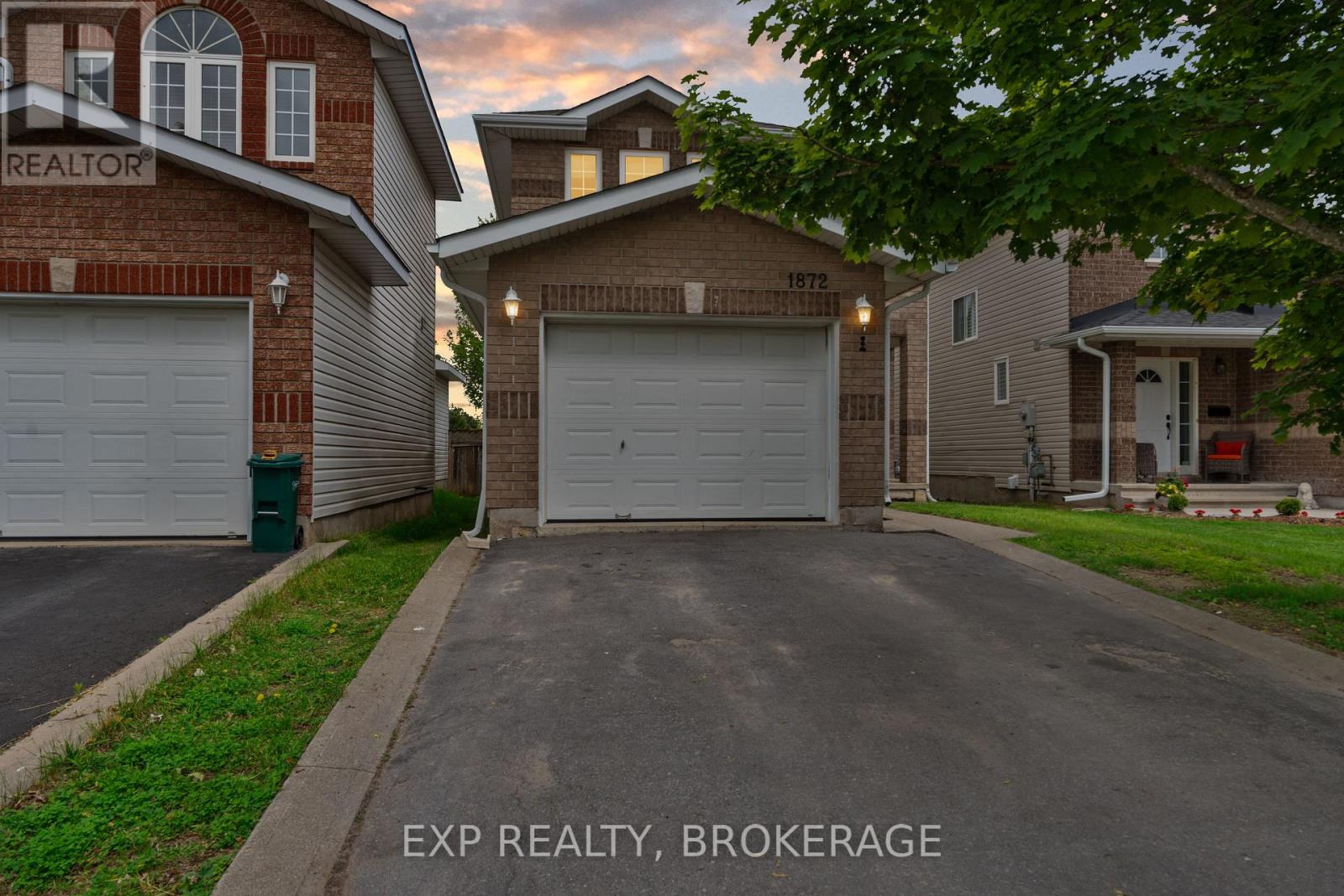 1872 Berrywood Crescent, Kingston, Ontario  K7P 3G8 - Photo 2 - X12206963