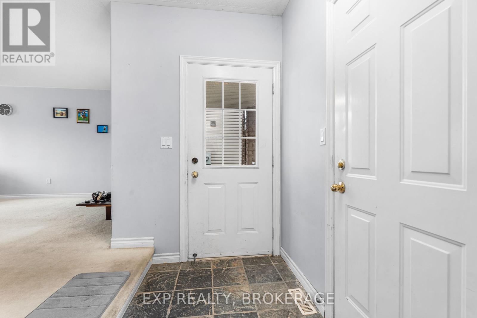 1872 Berrywood Crescent, Kingston, Ontario  K7P 3G8 - Photo 6 - X12206963