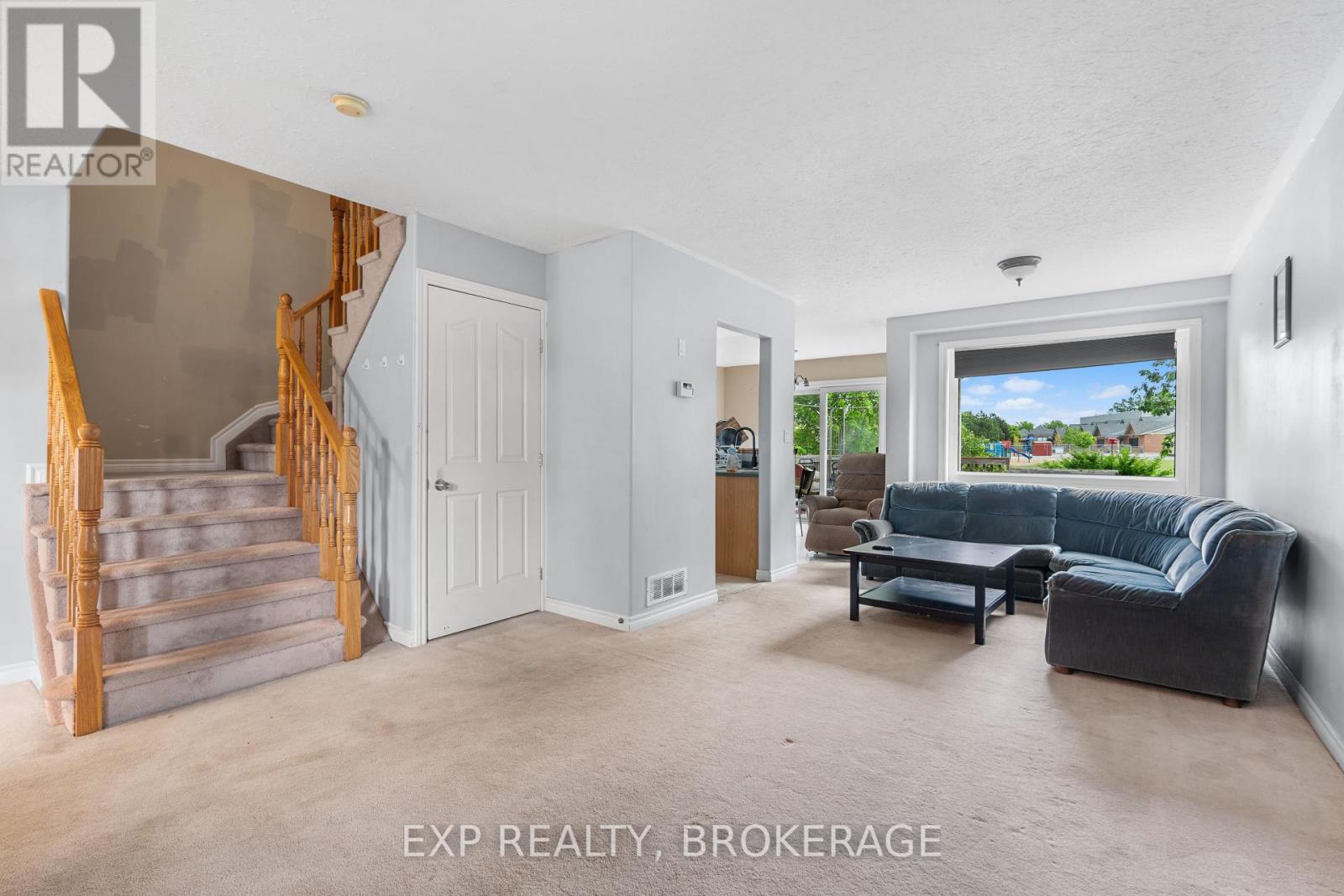 1872 Berrywood Crescent, Kingston, Ontario  K7P 3G8 - Photo 8 - X12206963