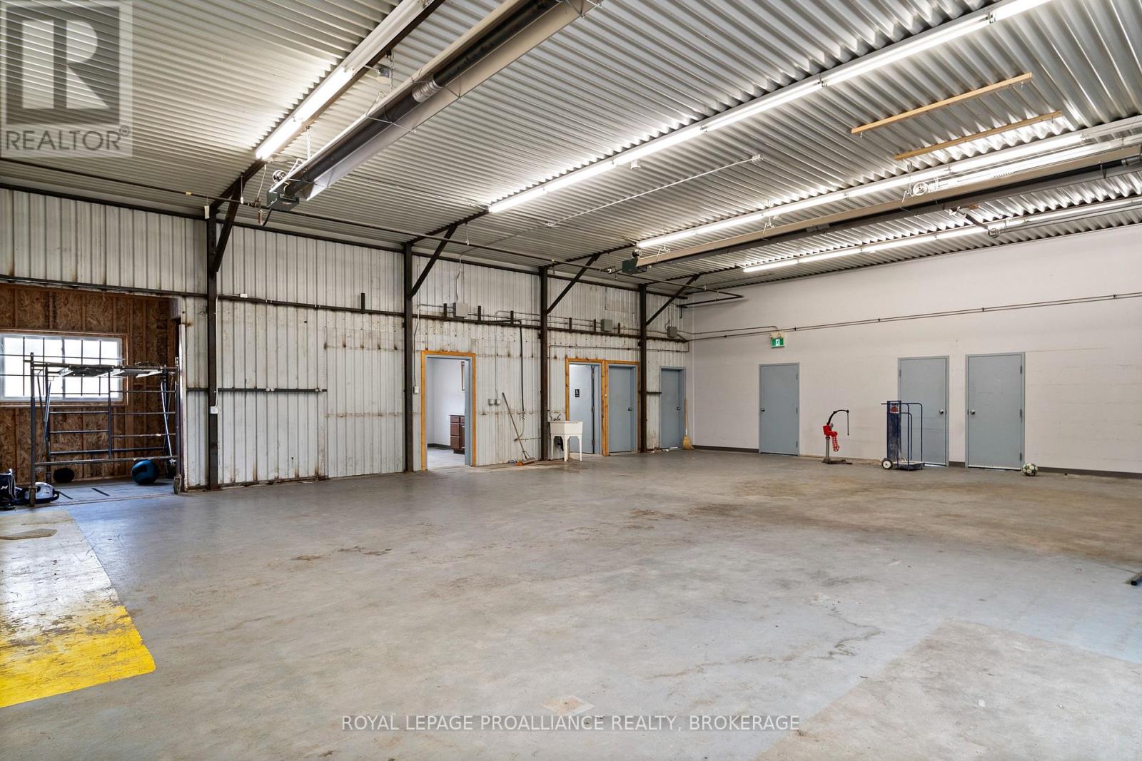 1033 John Counter Boulevard, Kingston, Ontario K7K 6C7 - Photo 26 - X12207302