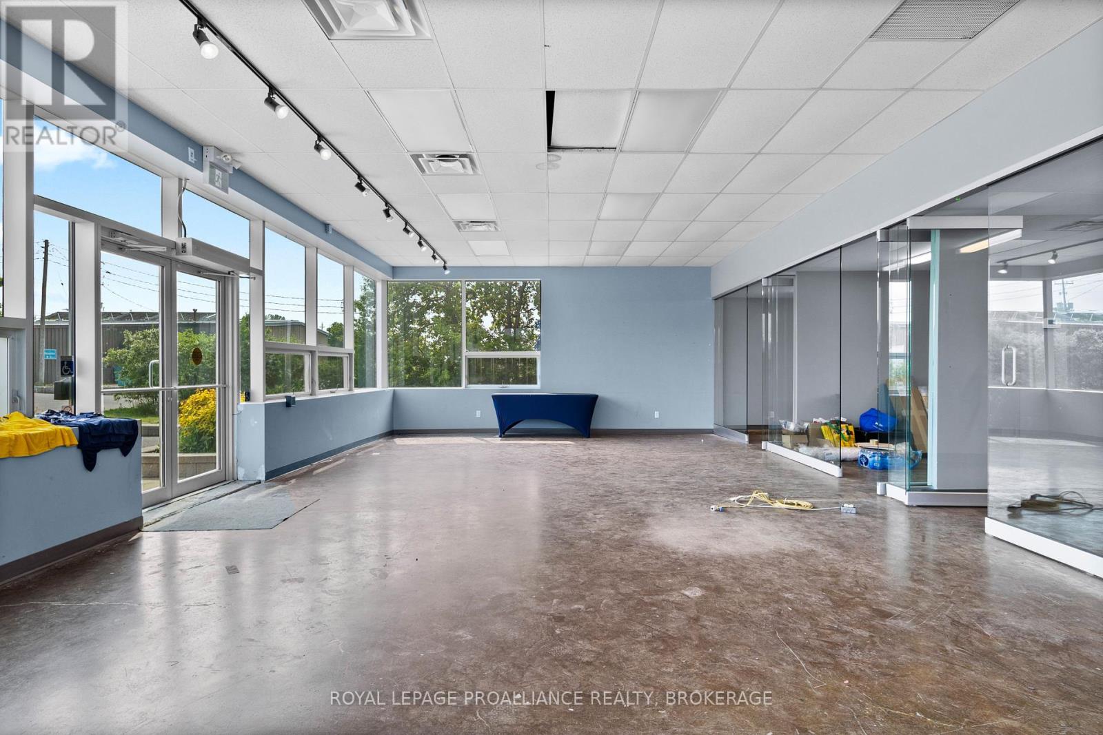 1033 John Counter Boulevard, Kingston, Ontario K7K 6C7 - Photo 6 - X12207302