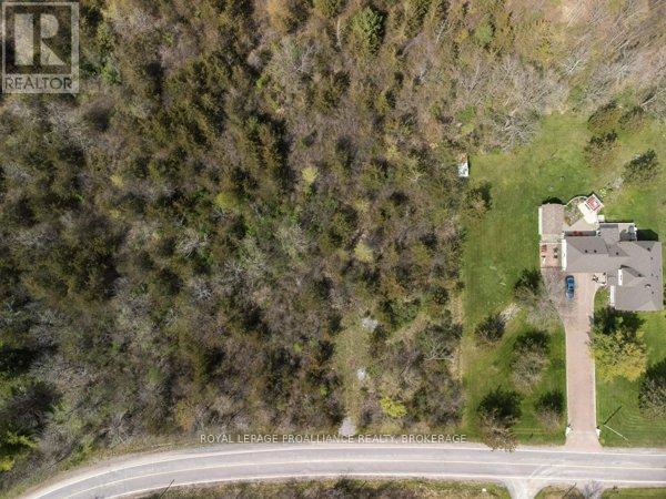 1685 Sunnyside Road, Kingston, Ontario  K7L 4V4 - Photo 6 - X12209322