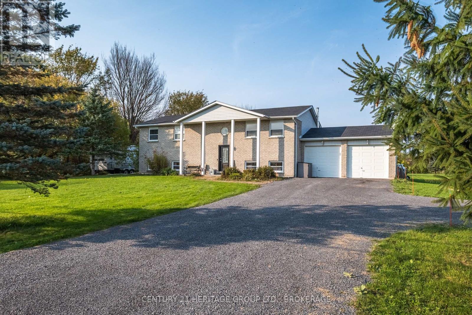 4342 Colebrook Road, South Frontenac, Ontario  K0H 1V0 - Photo 1 - X12215412