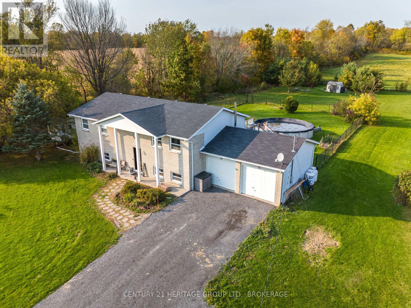 4342 Colebrook Road, South Frontenac, Ontario  K0H 1V0 - Photo 2 - X12215412