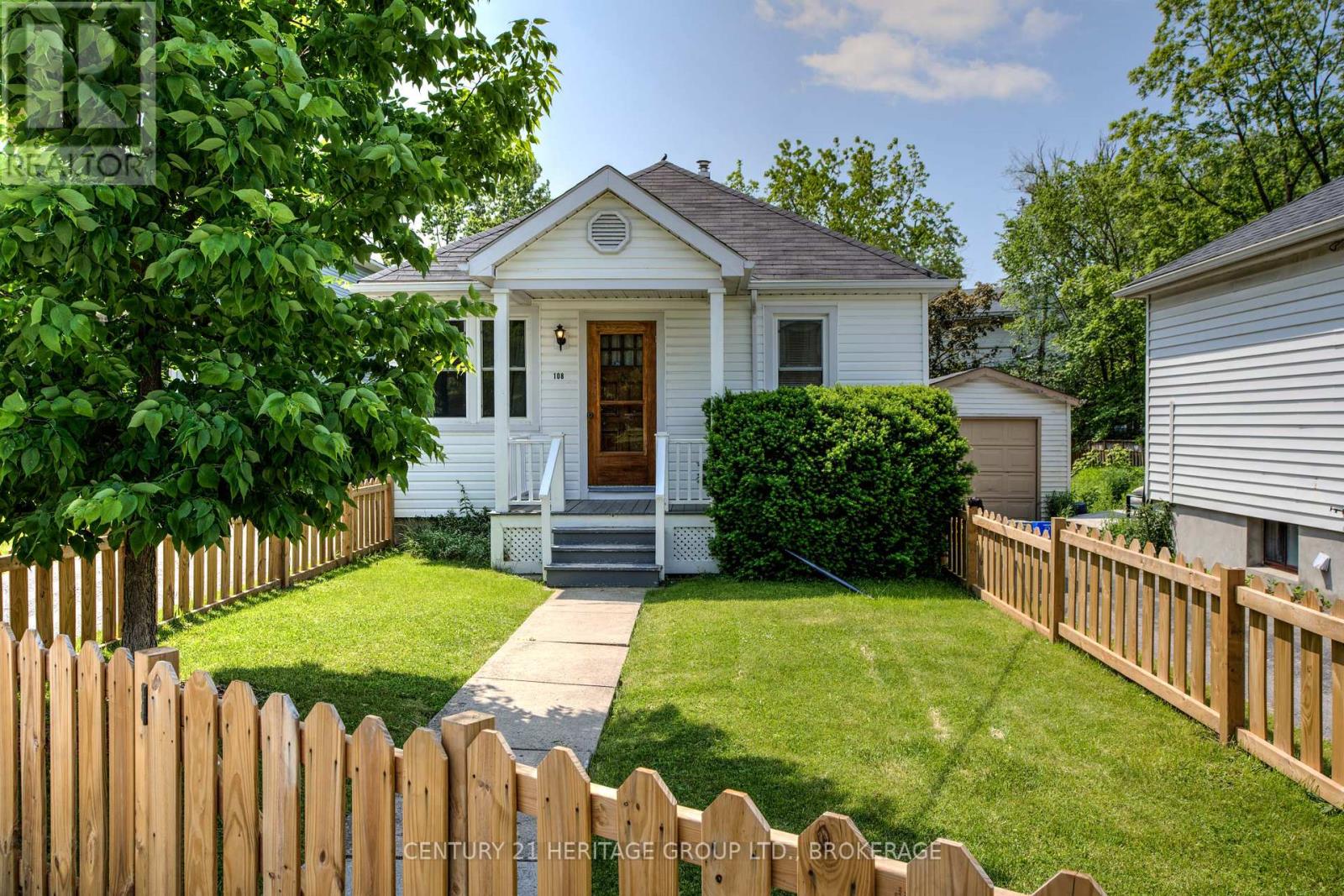 108 PARK STREET, Kingston, Ontario