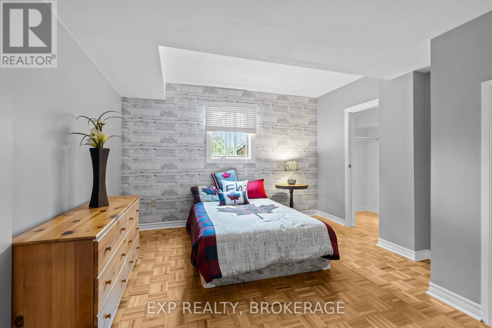 5525 Rideau Road, South Frontenac, Ontario  K0H 1H0 - Photo 25 - X12218003