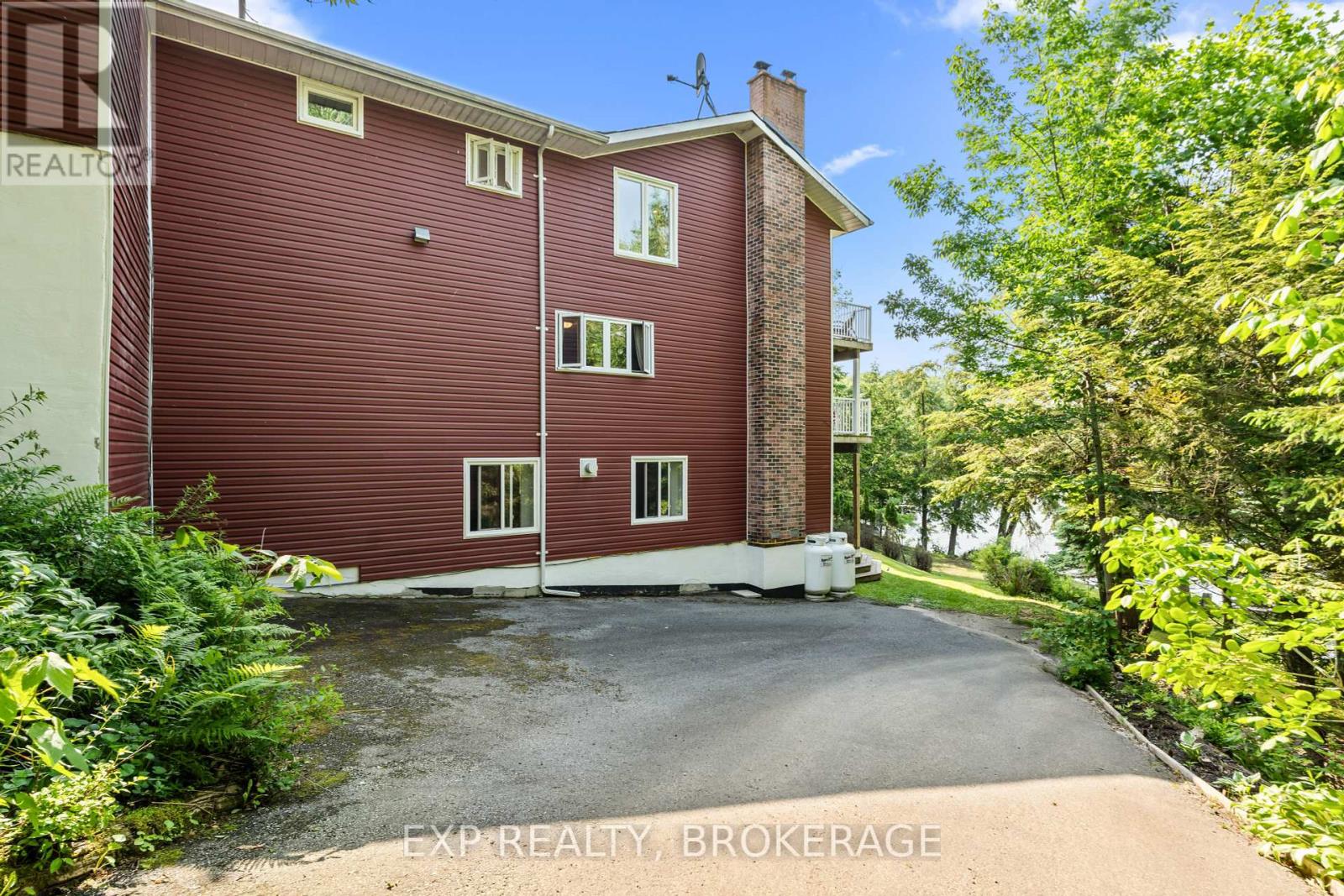 5525 Rideau Road, South Frontenac, Ontario  K0H 1H0 - Photo 37 - X12218003