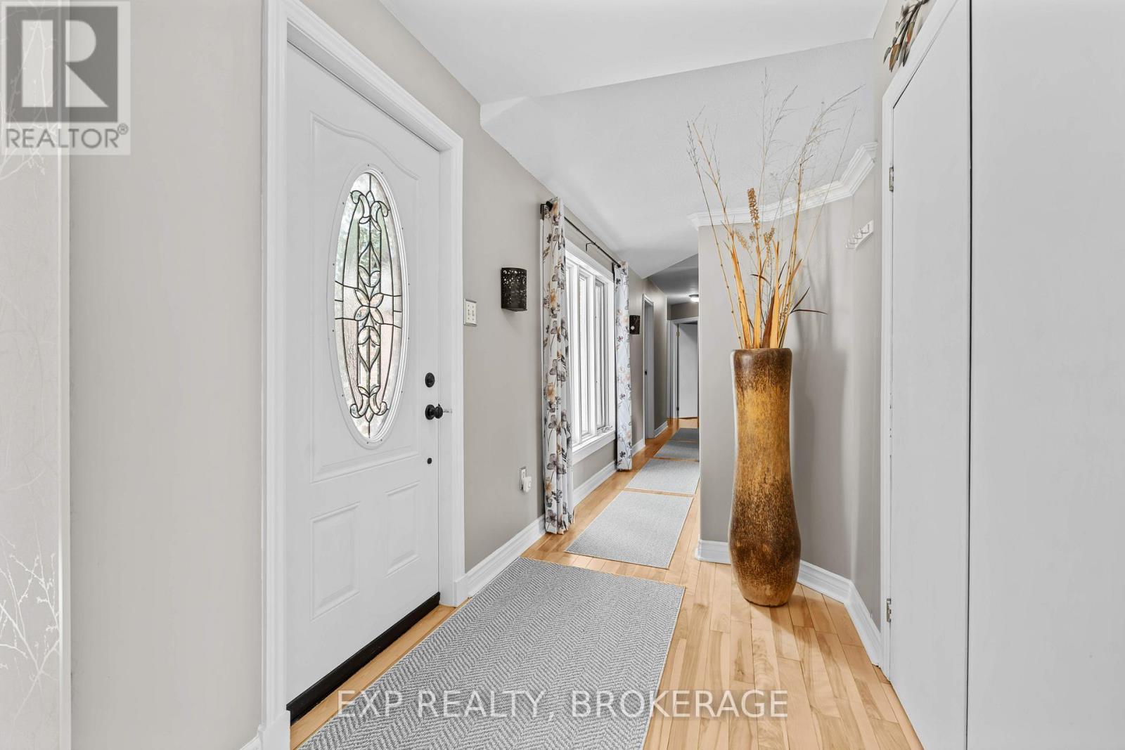 5525 Rideau Road, South Frontenac, Ontario  K0H 1H0 - Photo 5 - X12218003
