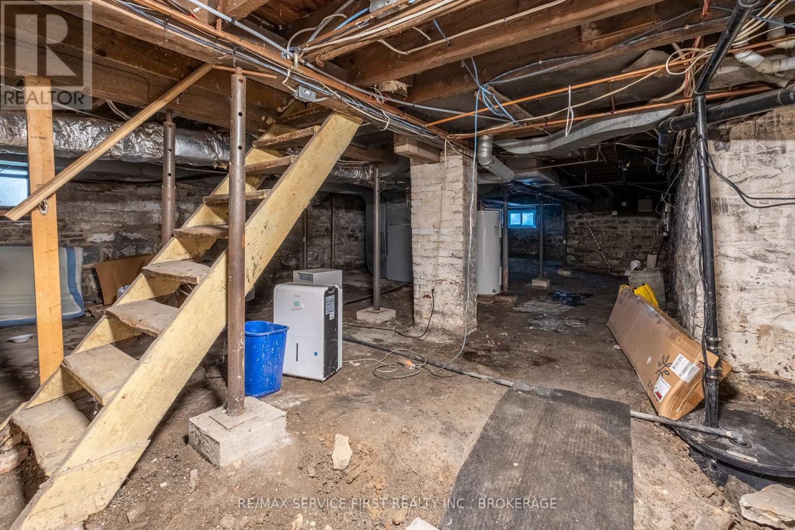 392 Alfred Street, Kingston, Ontario  K7K 4H7 - Photo 42 - X12218055