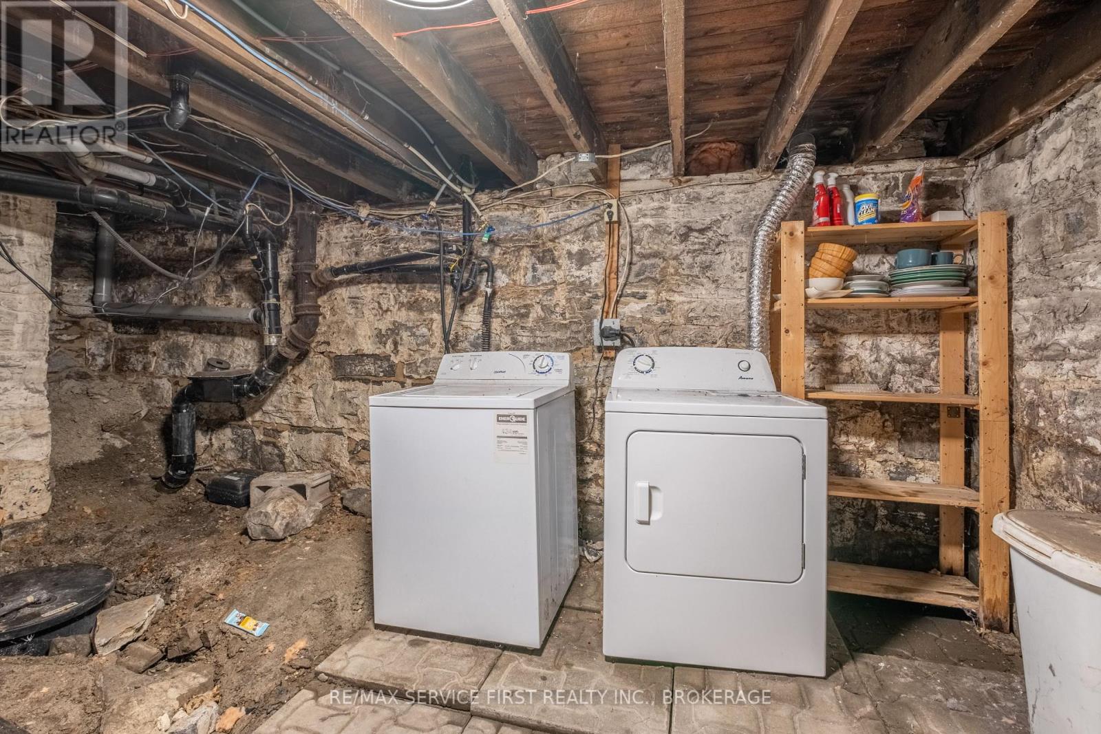 392 Alfred Street, Kingston, Ontario  K7K 4H7 - Photo 43 - X12218055