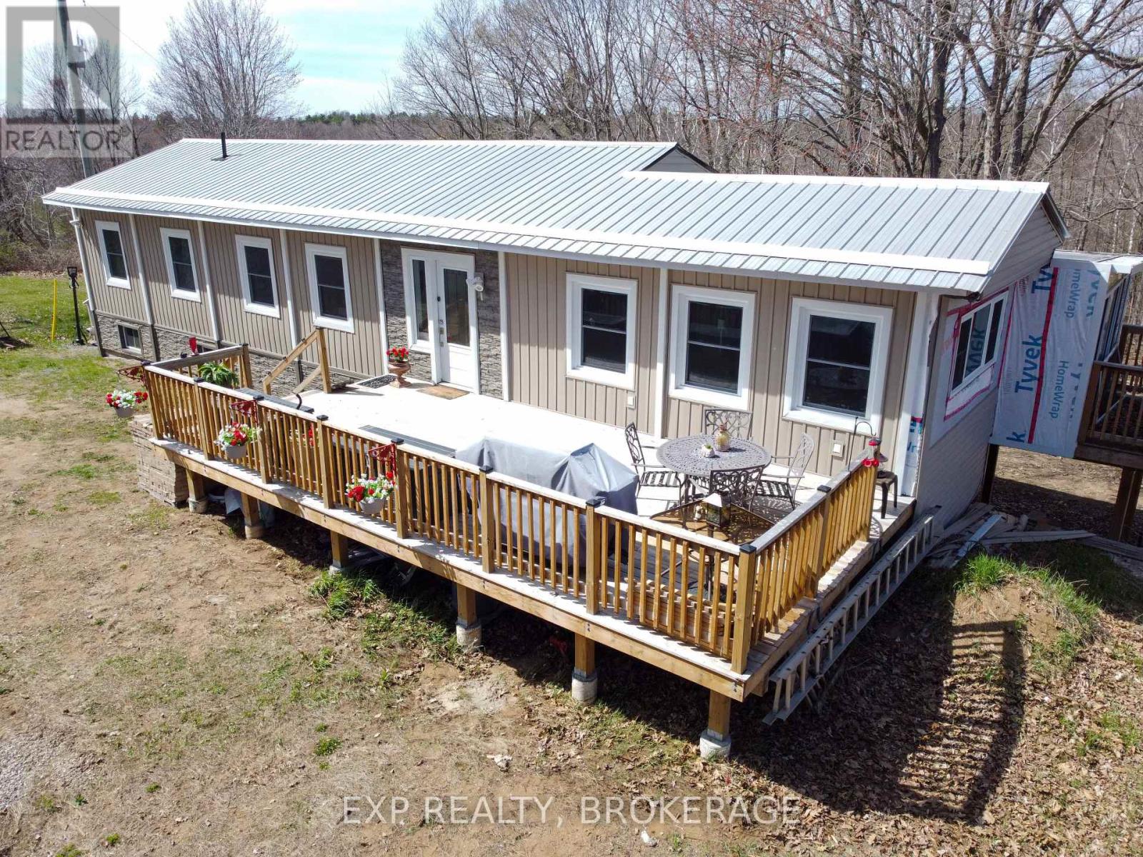 2624 GREEN BAY ROAD, Frontenac, Ontario