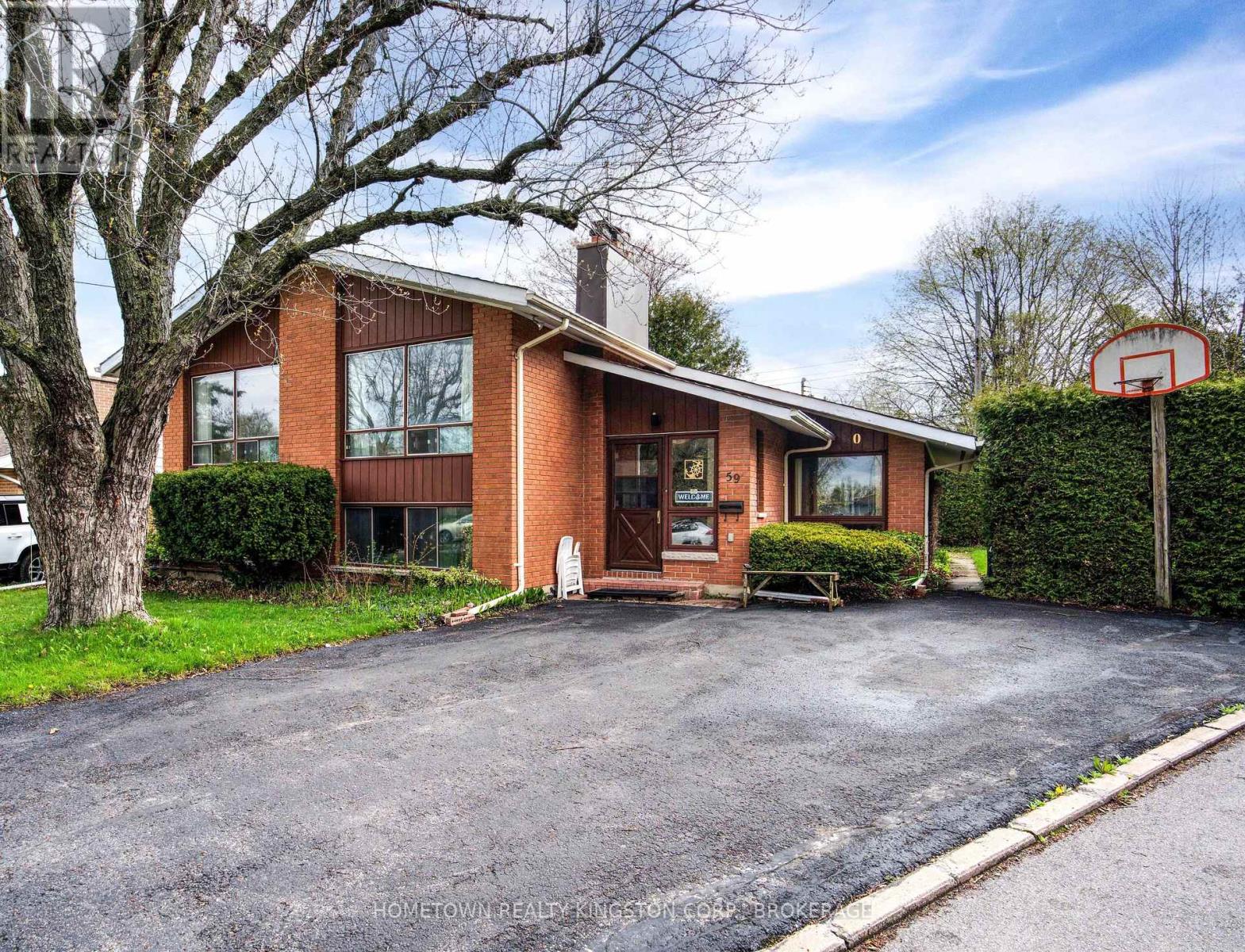 59 HOLLAND CRESCENT, Kingston, Ontario