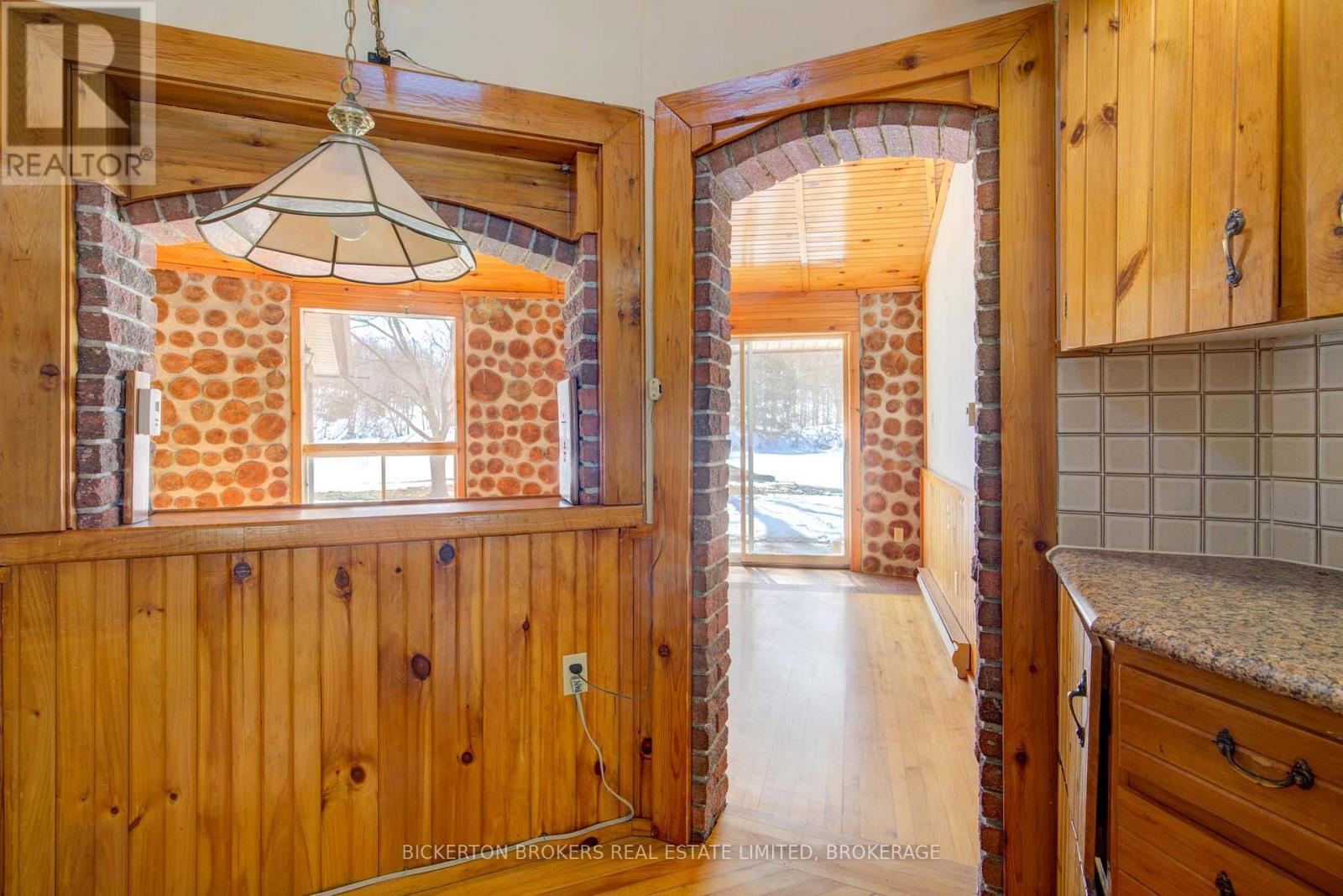 851 Rideauwood Lane, Leeds And The Thousand Islands, Ontario  K0E 1N0 - Photo 8 - X12225714