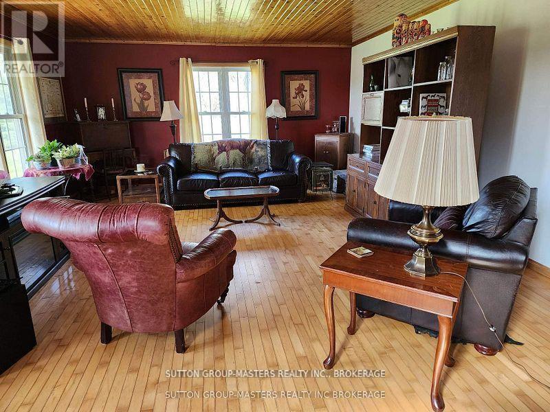578 Brown Road, Stone Mills, Ontario  K0K 1Z0 - Photo 10 - X12225917