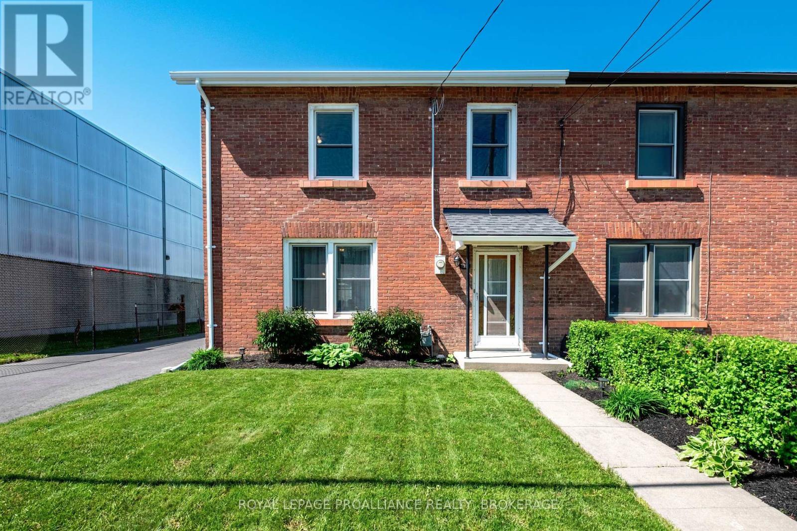 139 STEPHEN STREET, Kingston, Ontario