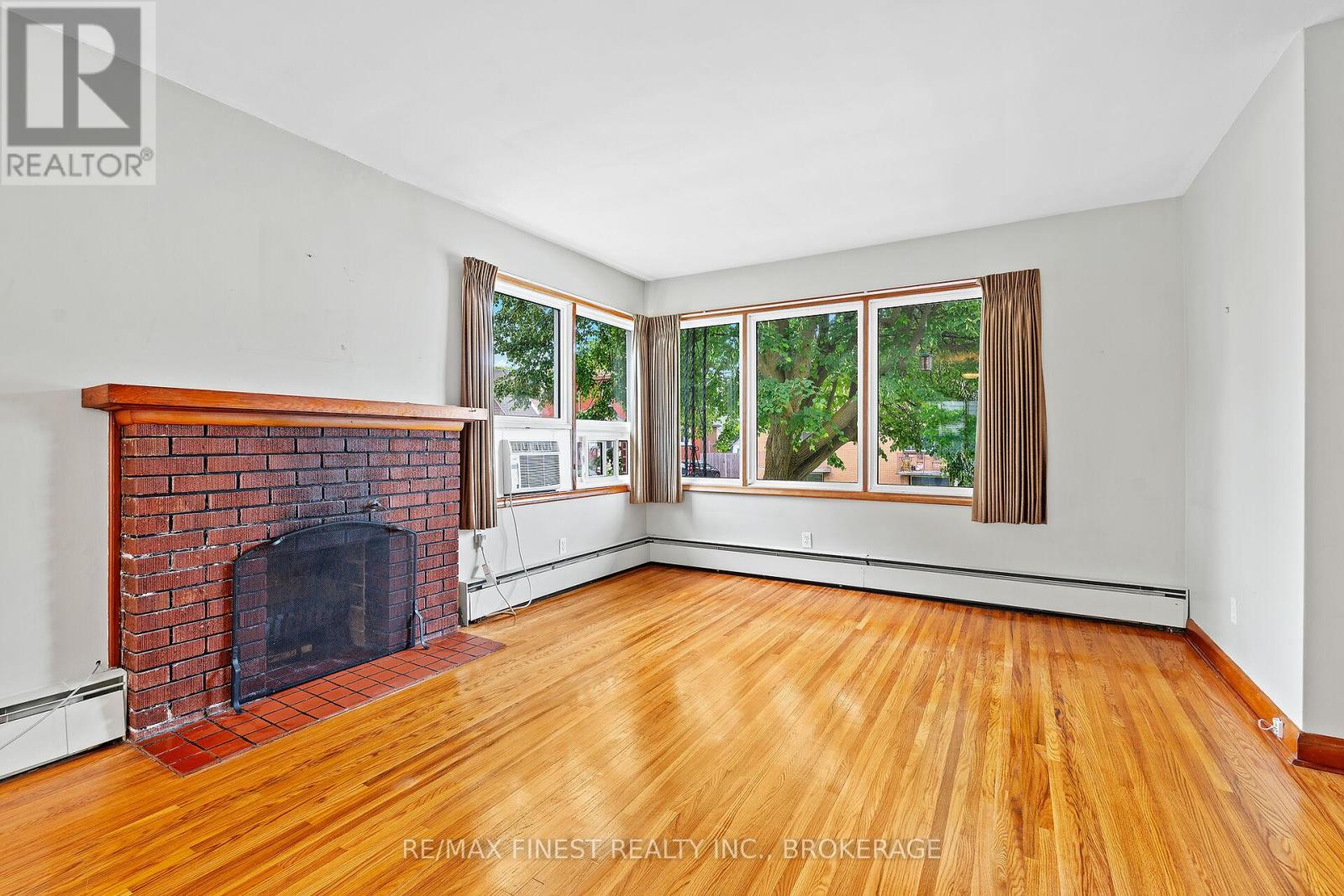 644 Victoria Street, Kingston, Ontario  K7K 4S4 - Photo 8 - X12227577