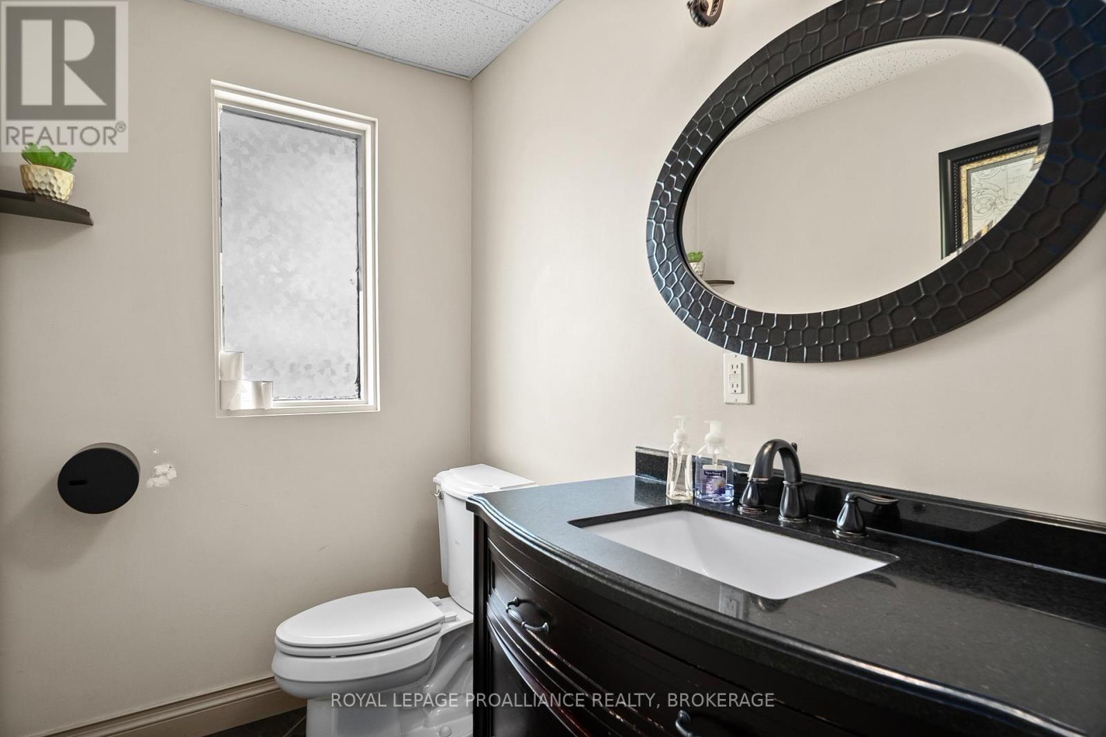 271 Concession Street, Kingston, Ontario  K7K 2B7 - Photo 15 - X12228626