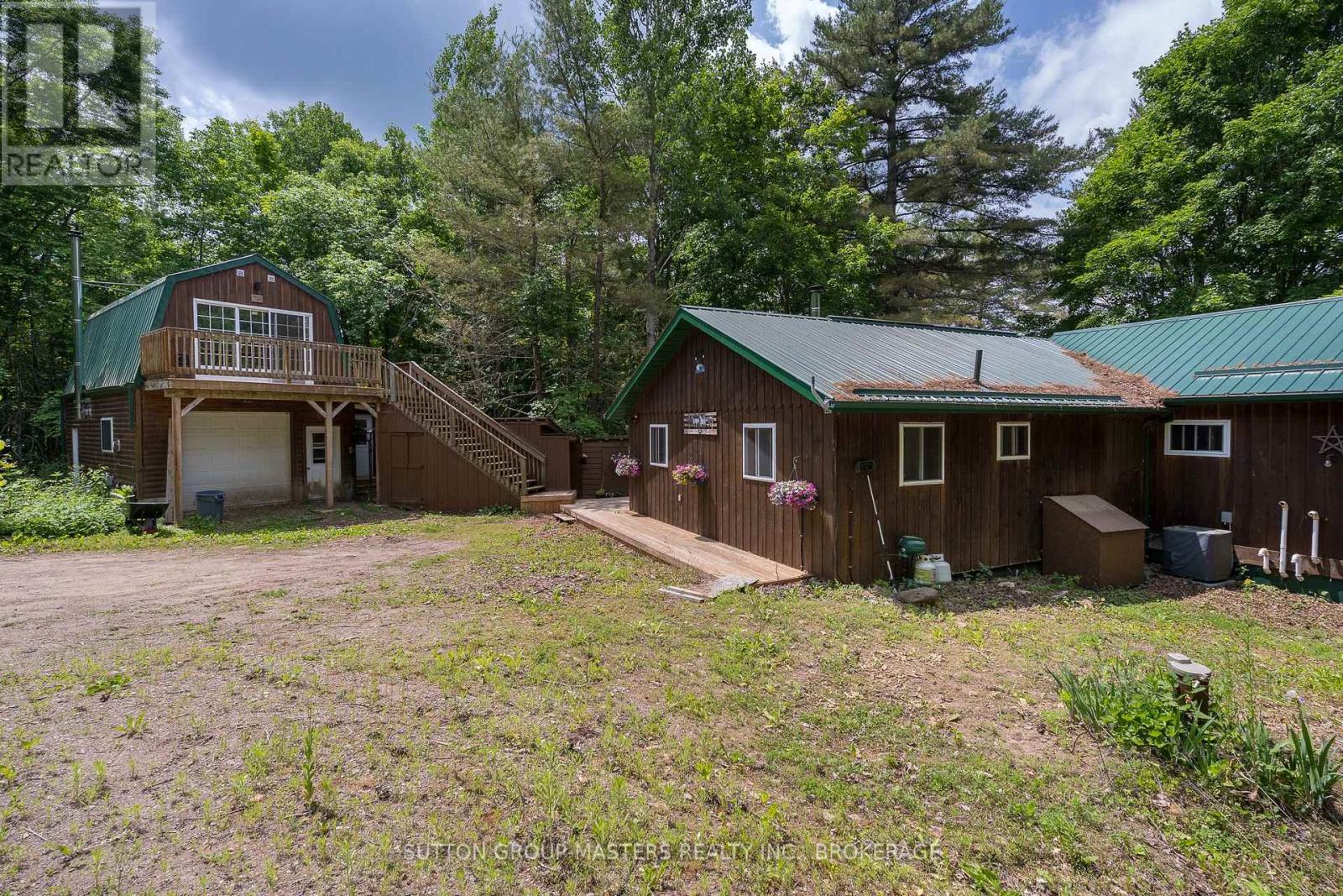 313 RACCOON LAKE TRAIL ROAD, Addington Highlands, Ontario