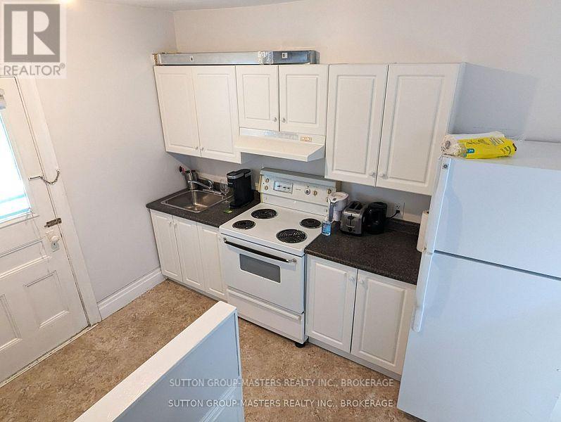 279 Frontenac Street, Kingston, Ontario  K7L 3S9 - Photo 10 - X12230654